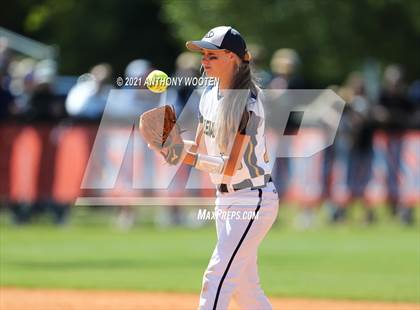Thumbnail 2 in Southern Alamance vs. Alexander Central (NCHSAA 3A Final - Game 2) photogallery.