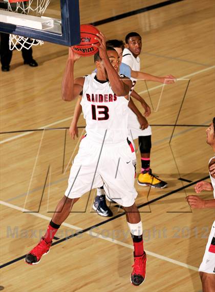 Thumbnail 2 in Valor Christian vs. Rangeview (Ralston Roundup Tournament) photogallery.