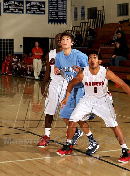 Thumbnail 2 in Valor Christian vs. Rangeview (Ralston Roundup Tournament) photogallery.