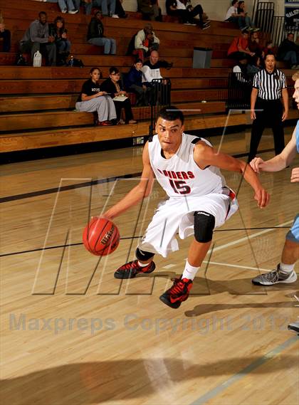 Thumbnail 1 in Valor Christian vs. Rangeview (Ralston Roundup Tournament) photogallery.