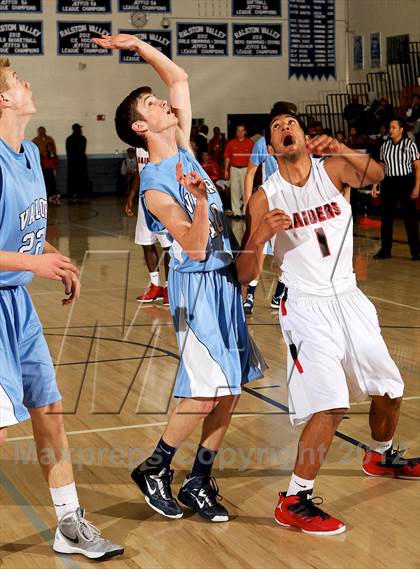 Thumbnail 3 in Valor Christian vs. Rangeview (Ralston Roundup Tournament) photogallery.