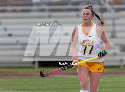 Thumbnail 1 in Windsor Central vs Mamaroneck (NYSPHSAA Class A  Final) photogallery.