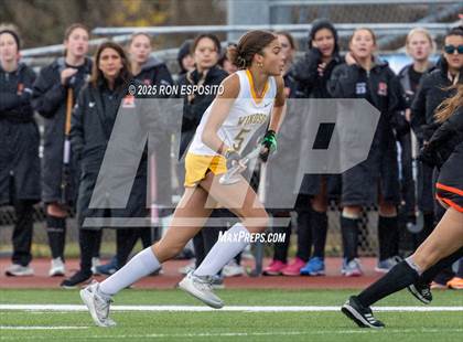 Thumbnail 3 in Windsor Central vs Mamaroneck (NYSPHSAA Class A  Final) photogallery.
