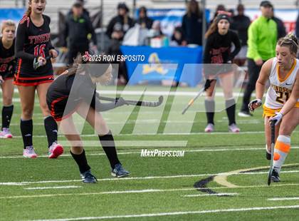 Thumbnail 3 in Windsor Central vs Mamaroneck (NYSPHSAA Class A  Final) photogallery.
