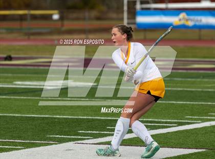 Thumbnail 2 in Windsor Central vs Mamaroneck (NYSPHSAA Class A  Final) photogallery.