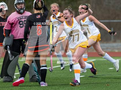 Thumbnail 2 in Windsor Central vs Mamaroneck (NYSPHSAA Class A  Final) photogallery.