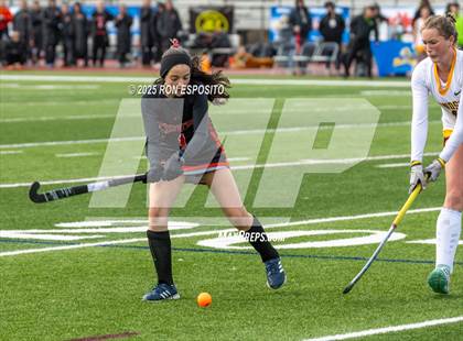 Thumbnail 1 in Windsor Central vs Mamaroneck (NYSPHSAA Class A  Final) photogallery.