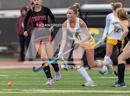 Thumbnail 1 in Windsor Central vs Mamaroneck (NYSPHSAA Class A  Final) photogallery.