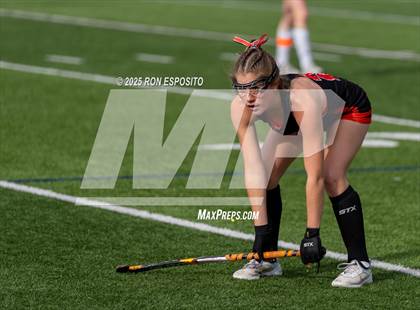 Thumbnail 2 in Windsor Central vs Mamaroneck (NYSPHSAA Class A  Final) photogallery.