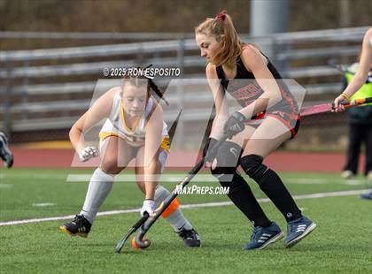 Thumbnail 2 in Windsor Central vs Mamaroneck (NYSPHSAA Class A  Final) photogallery.
