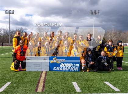 Thumbnail 3 in Windsor Central vs Mamaroneck (NYSPHSAA Class A  Final) photogallery.