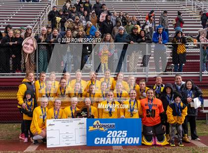 Thumbnail 2 in Windsor Central vs Mamaroneck (NYSPHSAA Class A  Final) photogallery.