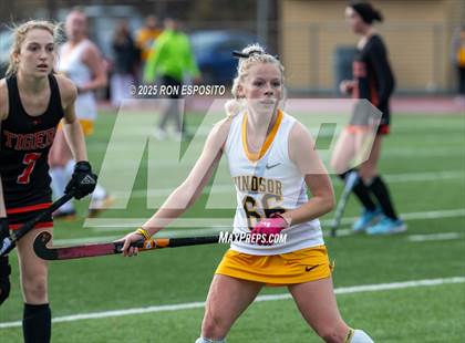 Thumbnail 3 in Windsor Central vs Mamaroneck (NYSPHSAA Class A  Final) photogallery.