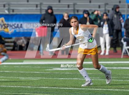 Thumbnail 3 in Windsor Central vs Mamaroneck (NYSPHSAA Class A  Final) photogallery.