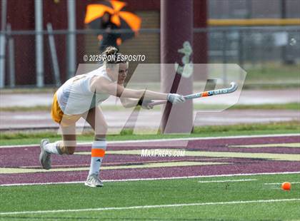 Thumbnail 3 in Windsor Central vs Mamaroneck (NYSPHSAA Class A  Final) photogallery.