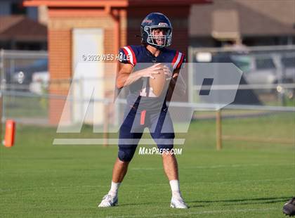 Thumbnail 1 in DeSoto Central @ Lewisburg photogallery.