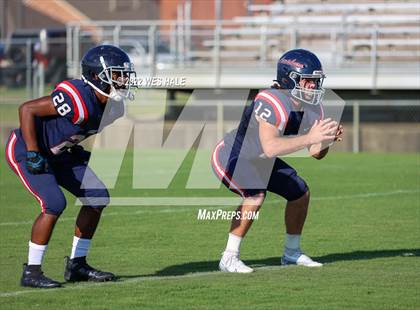 Thumbnail 3 in DeSoto Central @ Lewisburg photogallery.