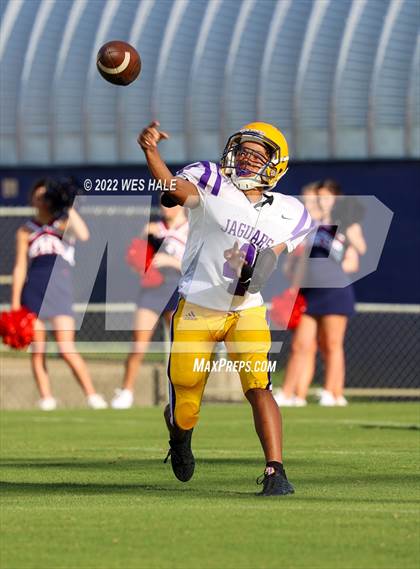 Thumbnail 2 in DeSoto Central @ Lewisburg photogallery.