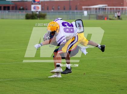 Thumbnail 3 in DeSoto Central @ Lewisburg photogallery.