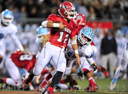 Thumbnail 3 in Corona del Mar vs. Garden Grove (CIF SS Southern Division Final) photogallery.