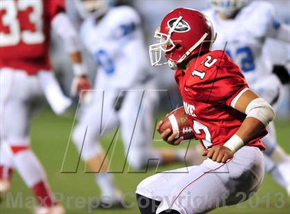 Thumbnail 2 in Corona del Mar vs. Garden Grove (CIF SS Southern Division Final) photogallery.