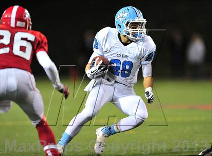 Thumbnail 1 in Corona del Mar vs. Garden Grove (CIF SS Southern Division Final) photogallery.