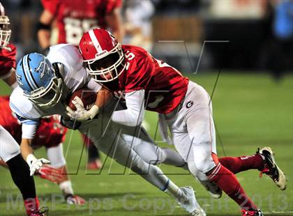 Thumbnail 3 in Corona del Mar vs. Garden Grove (CIF SS Southern Division Final) photogallery.