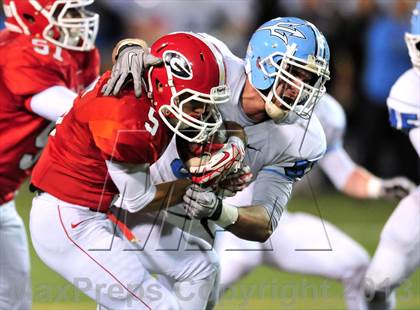 Thumbnail 3 in Corona del Mar vs. Garden Grove (CIF SS Southern Division Final) photogallery.