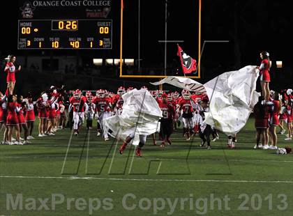 Thumbnail 2 in Corona del Mar vs. Garden Grove (CIF SS Southern Division Final) photogallery.