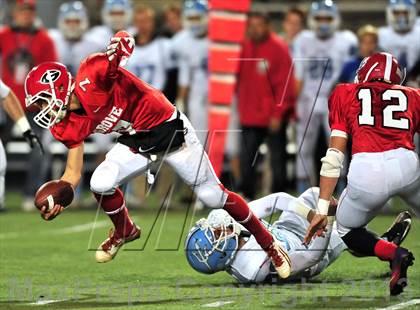 Thumbnail 3 in Corona del Mar vs. Garden Grove (CIF SS Southern Division Final) photogallery.
