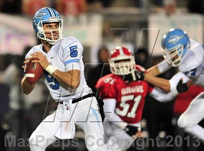Thumbnail 1 in Corona del Mar vs. Garden Grove (CIF SS Southern Division Final) photogallery.