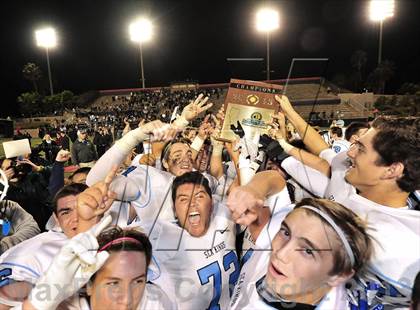 Thumbnail 2 in Corona del Mar vs. Garden Grove (CIF SS Southern Division Final) photogallery.