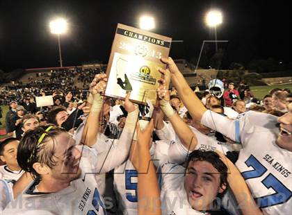 Thumbnail 2 in Corona del Mar vs. Garden Grove (CIF SS Southern Division Final) photogallery.