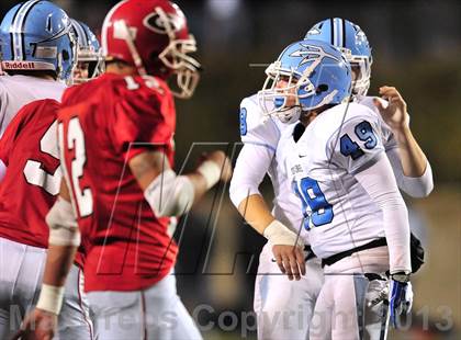 Thumbnail 2 in Corona del Mar vs. Garden Grove (CIF SS Southern Division Final) photogallery.