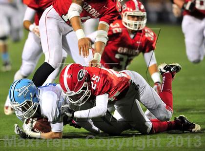 Thumbnail 2 in Corona del Mar vs. Garden Grove (CIF SS Southern Division Final) photogallery.