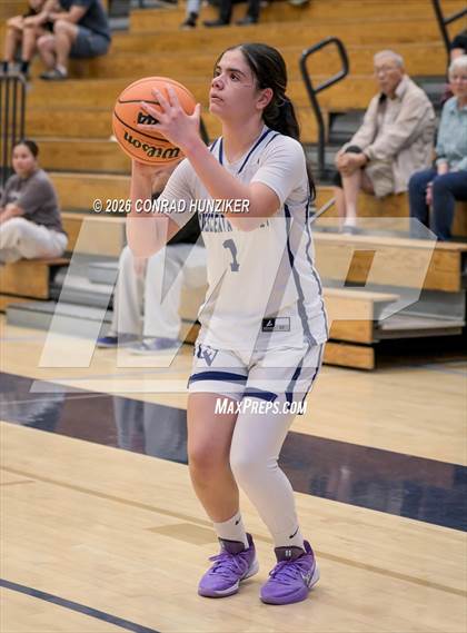 Thumbnail 1 in Pasadena @ Crescenta Valley photogallery.