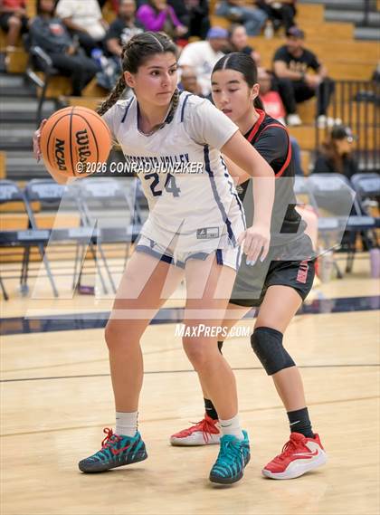 Thumbnail 1 in Pasadena @ Crescenta Valley photogallery.