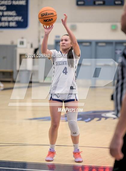 Thumbnail 1 in Pasadena @ Crescenta Valley photogallery.