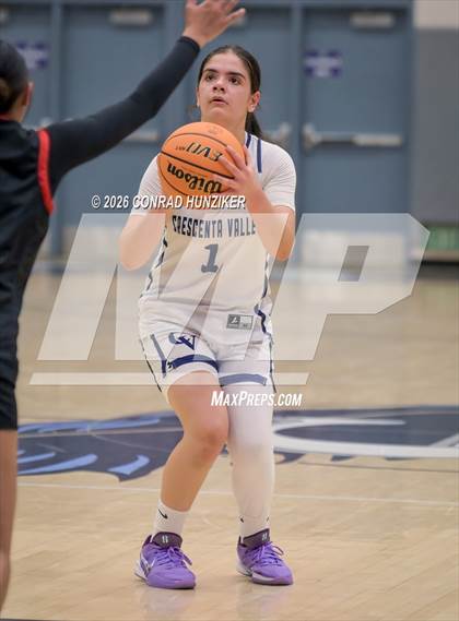 Thumbnail 3 in Pasadena @ Crescenta Valley photogallery.