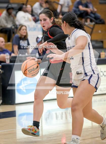 Thumbnail 1 in Pasadena @ Crescenta Valley photogallery.