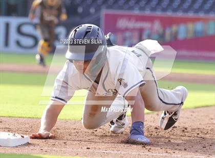 Thumbnail 1 in Mater Dei Catholic vs. San Ysidro @ Petco Park photogallery.