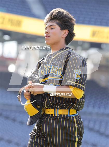Thumbnail 1 in Mater Dei Catholic vs. San Ysidro @ Petco Park photogallery.