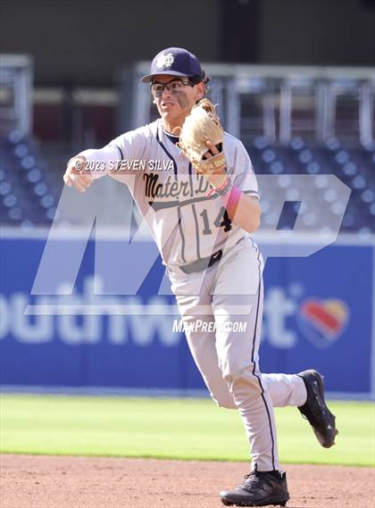 Thumbnail 2 in Mater Dei Catholic vs. San Ysidro @ Petco Park photogallery.