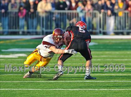 Thumbnail 2 in Loyola Academy vs Maine South (IHSA Class 8A Semi-Finals) photogallery.