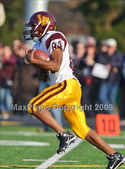 Thumbnail 2 in Loyola Academy vs Maine South (IHSA Class 8A Semi-Finals) photogallery.