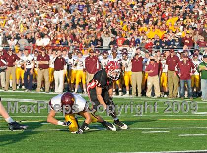 Thumbnail 1 in Loyola Academy vs Maine South (IHSA Class 8A Semi-Finals) photogallery.