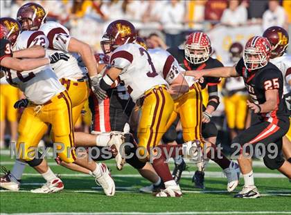Thumbnail 2 in Loyola Academy vs Maine South (IHSA Class 8A Semi-Finals) photogallery.