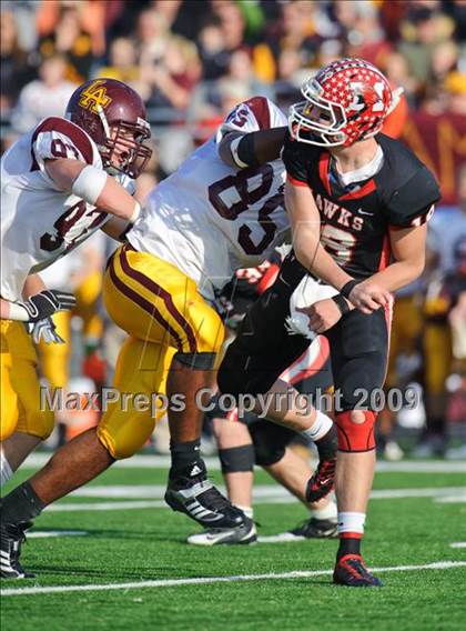 Thumbnail 2 in Loyola Academy vs Maine South (IHSA Class 8A Semi-Finals) photogallery.