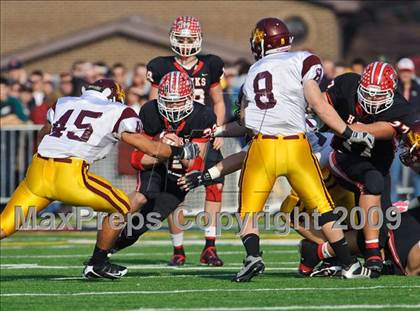 Thumbnail 2 in Loyola Academy vs Maine South (IHSA Class 8A Semi-Finals) photogallery.