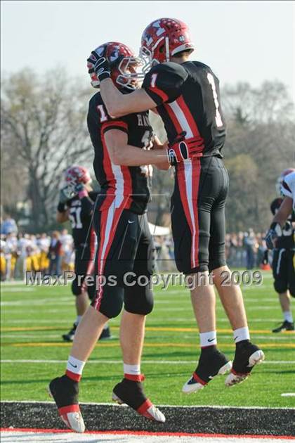 Thumbnail 1 in Loyola Academy vs Maine South (IHSA Class 8A Semi-Finals) photogallery.